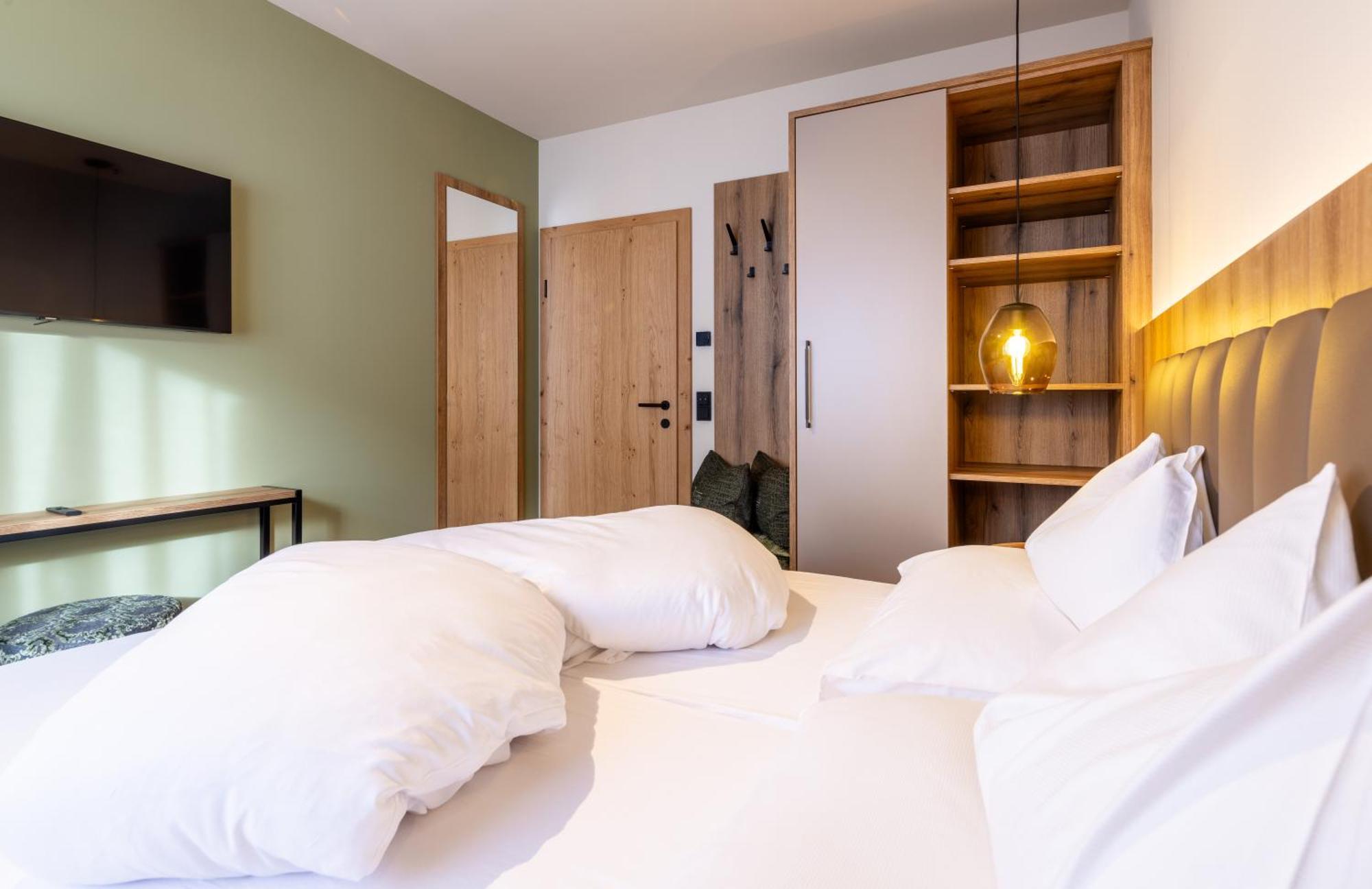 Hoeflehner Premium Gumpen Lodge Haus im Ennstal Bagian luar foto